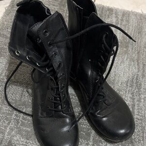 Kendall & Kylie Black Signature Lace-Up Combat Boots